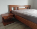 DŘEVĚNÁ (MASIV) DVOULŮŽKOVÁ POSTEL  
