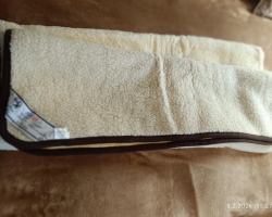 Prodám PŘEHOZ z OVČÍ VLNY, 90 x 190cm