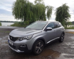 PEUGEOT 3008 1,2 Pure Tech