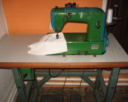 šicí stroj průmyslový dvoujehla